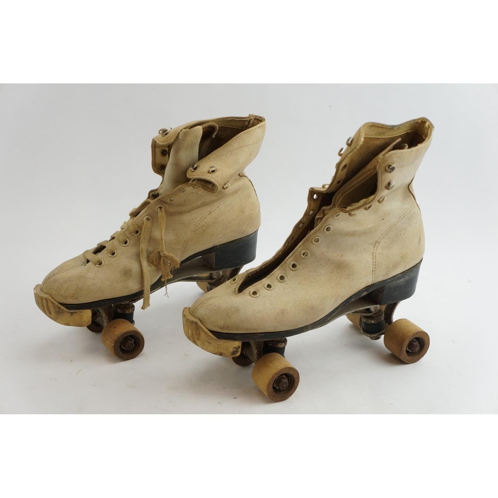 Chicago Roller Skate Co Roller Skates Size 8 Cream Leather Wood Wheels Fair